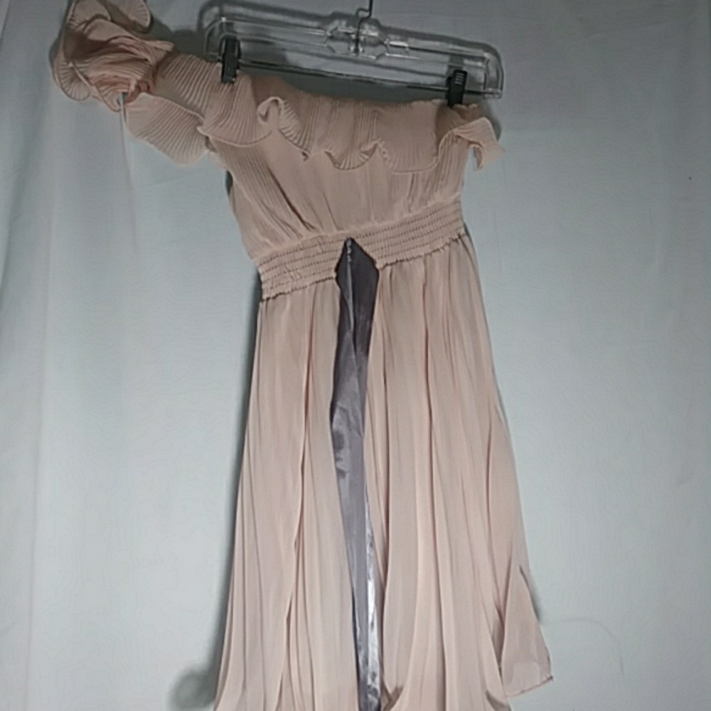 Girl's left off the Shoulder Dress with Grey ribbo